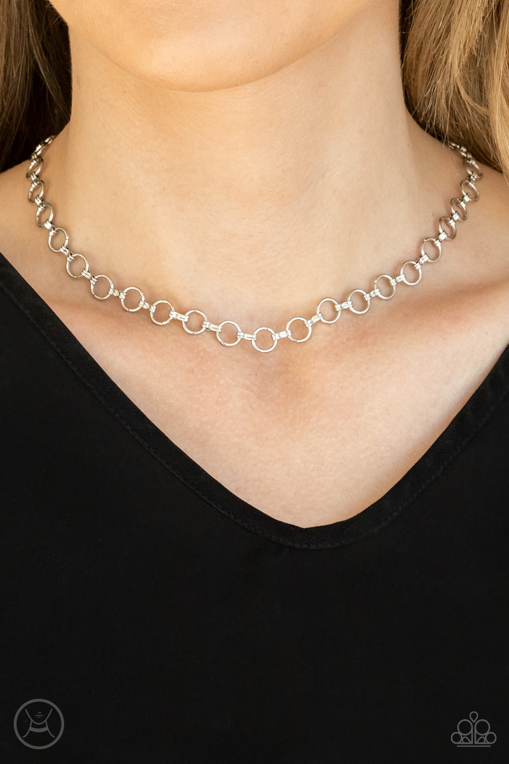 Insta Connection - Silver Choker Necklace